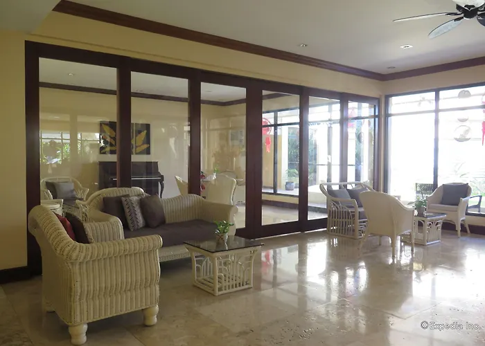 Vacation 3* Cebu Stadt