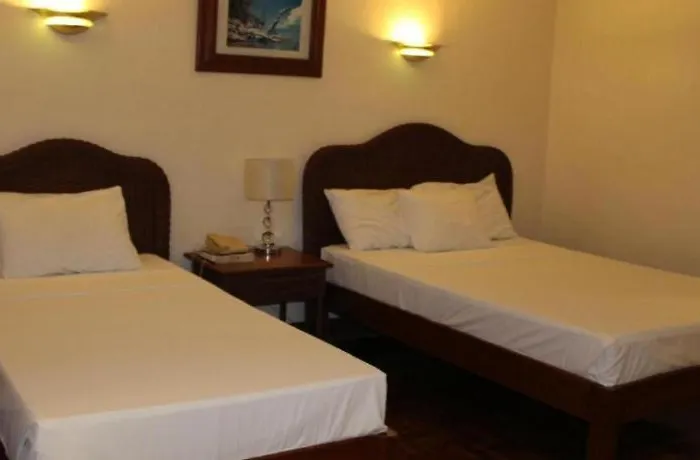 Vacation 3* Cebu Stadt