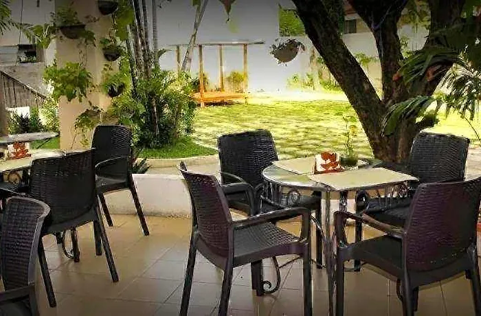 Vacation 3* Cebu Stadt